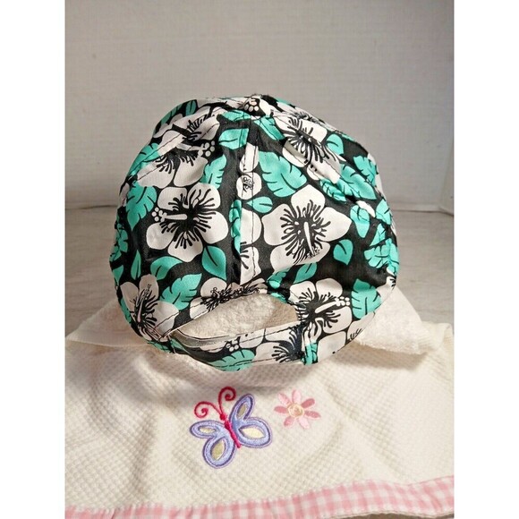 Girls Adjustable Cap By Max Grey. 100% Polyester. - Picture 2 of 3